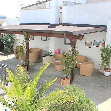 Palazzo Senape De Pace 3* 加利波利