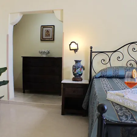 Palazzo Senape De Pace