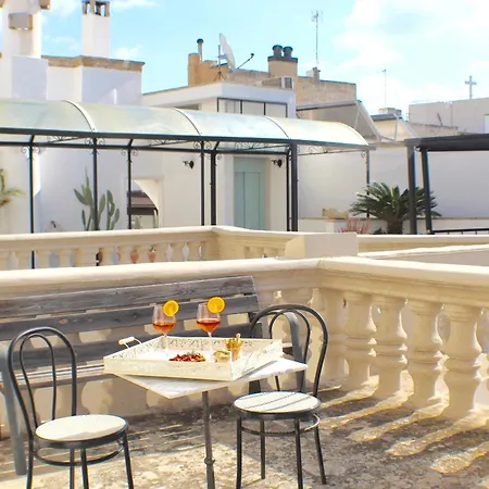 Palazzo Senape De Pace فندق مبيت وإفطار غالّيبولي