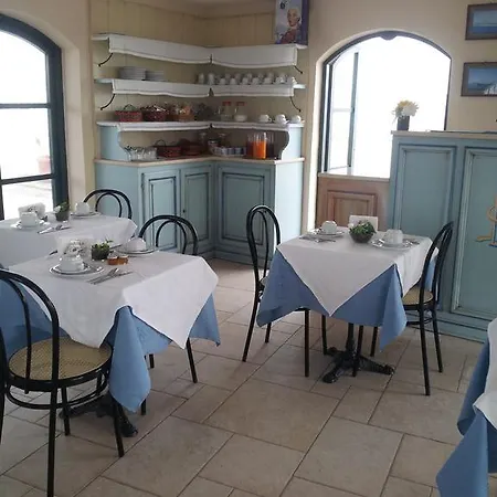 فندق مبيت وإفطار Palazzo Senape De Pace غالّيبولي