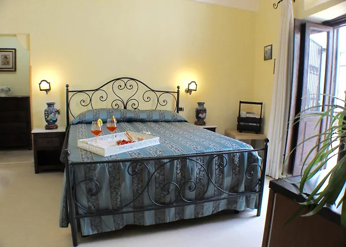 Palazzo Senape De Pace 3* غالّيبولي