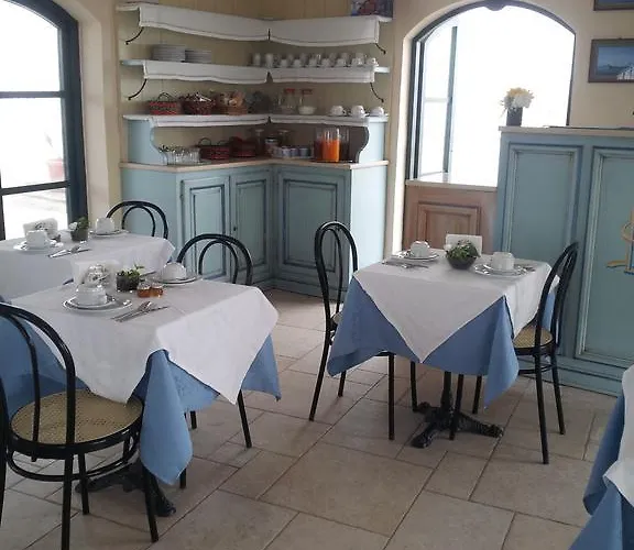 فندق مبيت وإفطار Palazzo Senape De Pace غالّيبولي